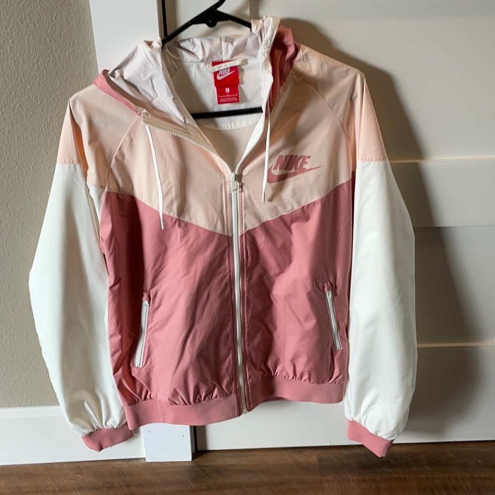 Nuke Windbreaker